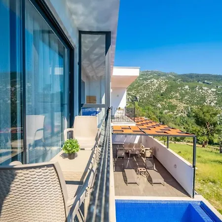 Chic With Pools Jacuzzi Nature View In Kas Villa Islamlar (Mediterranean)