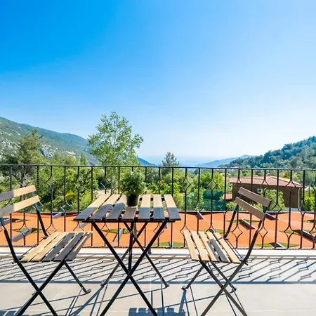 Chic With Pools Jacuzzi Nature View In Kas Islamlar (Mediterranean)